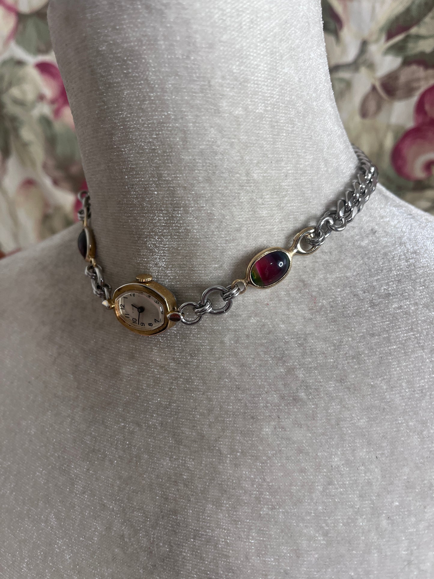 Watch choker with Rainbow Glass charms