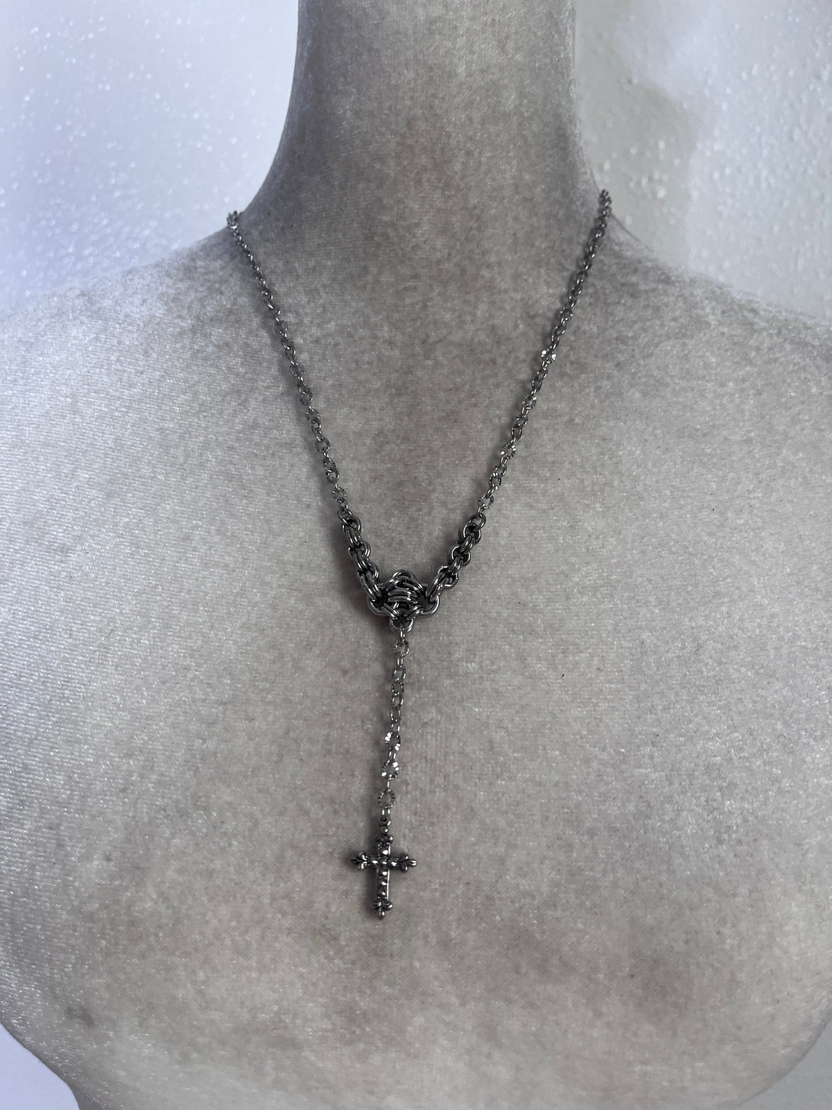 Cross Lariat