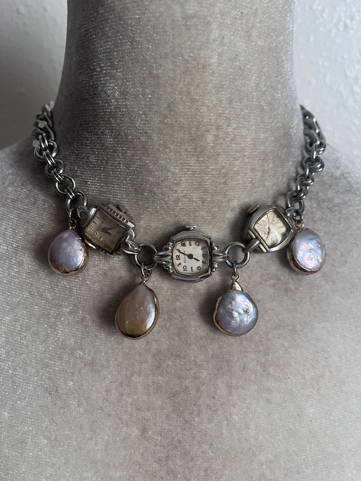 A time for Pearls choker
