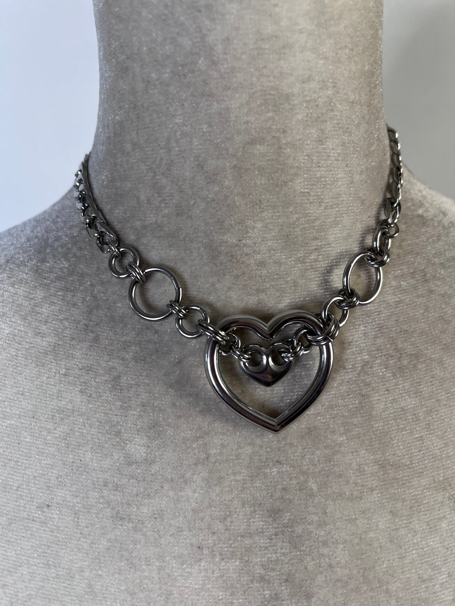 New stainless Hearts choker