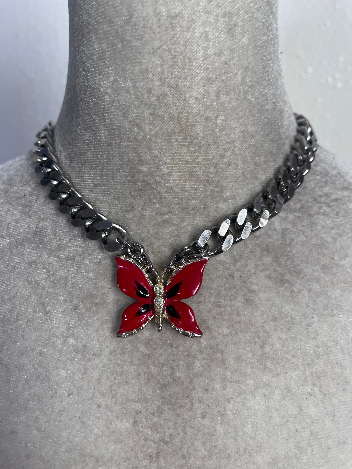 Red butterfly choker