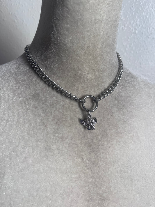 Cherub choker