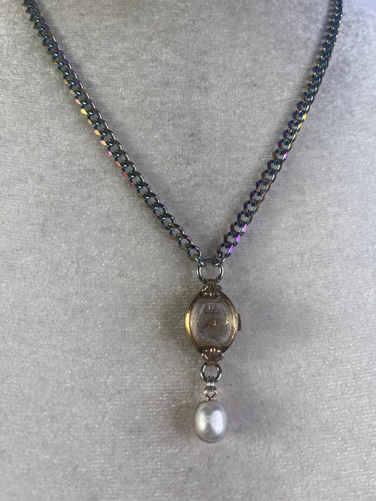 Pearl necklace