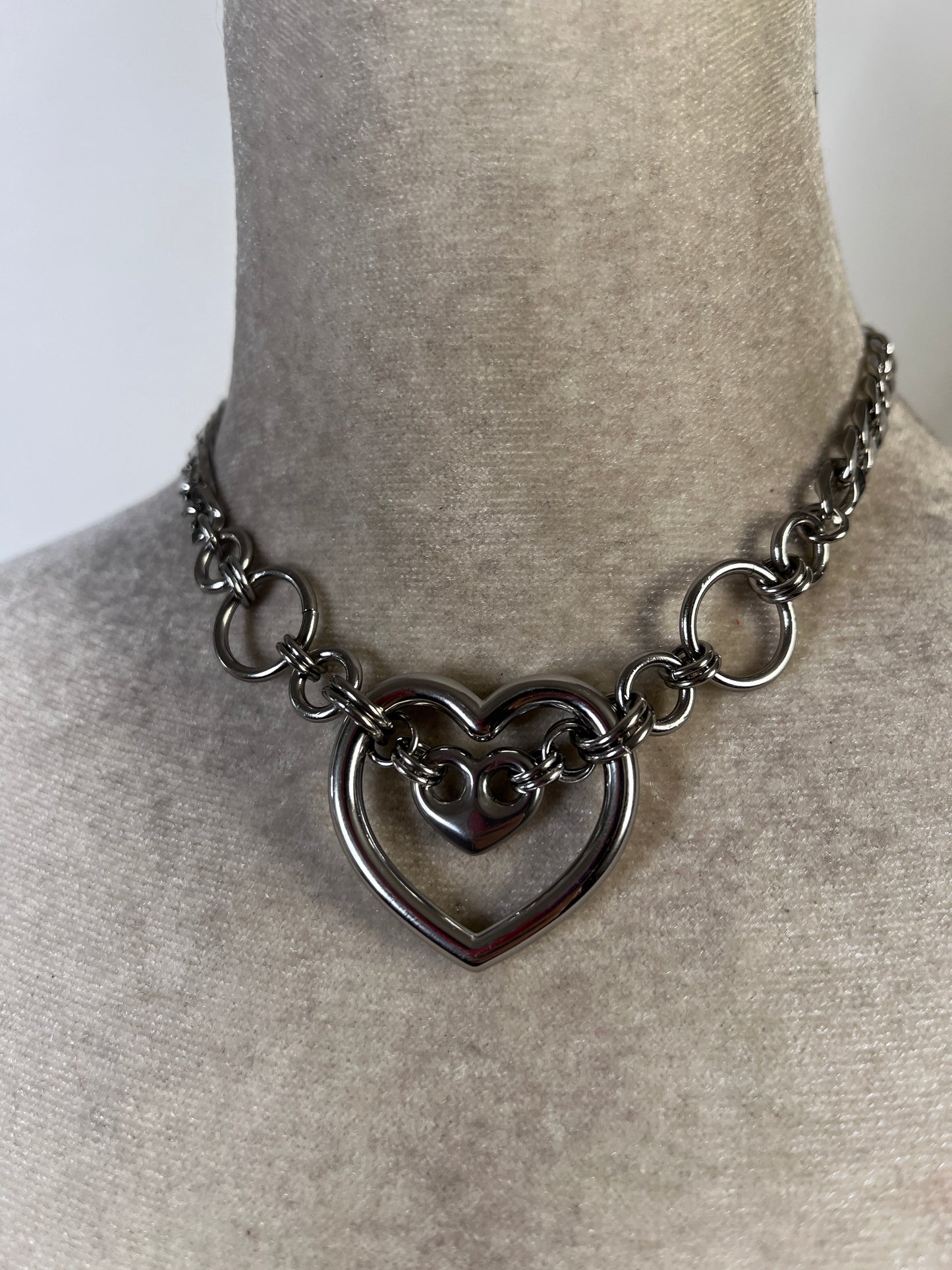 New stainless Hearts choker