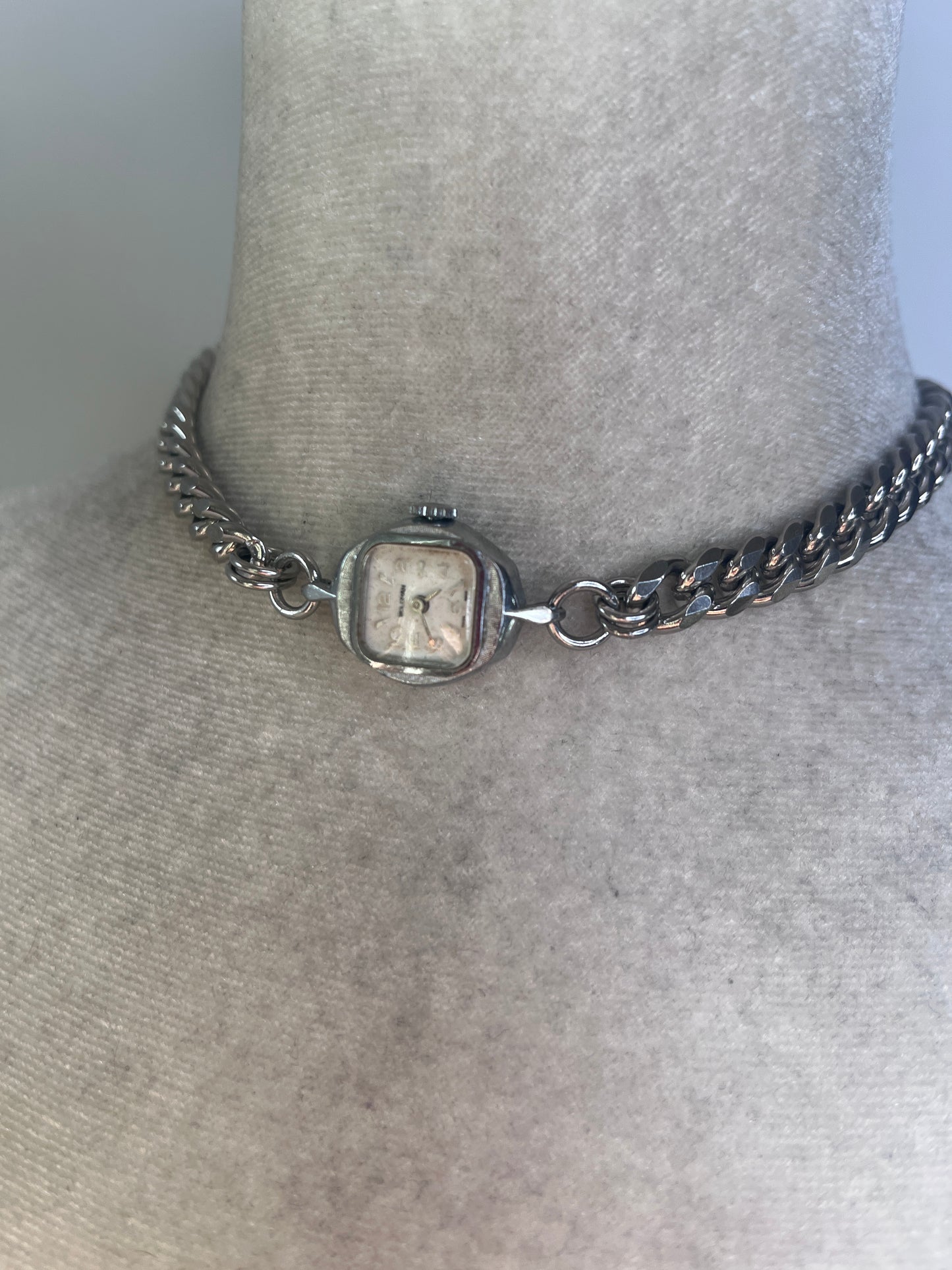 Watch choker
