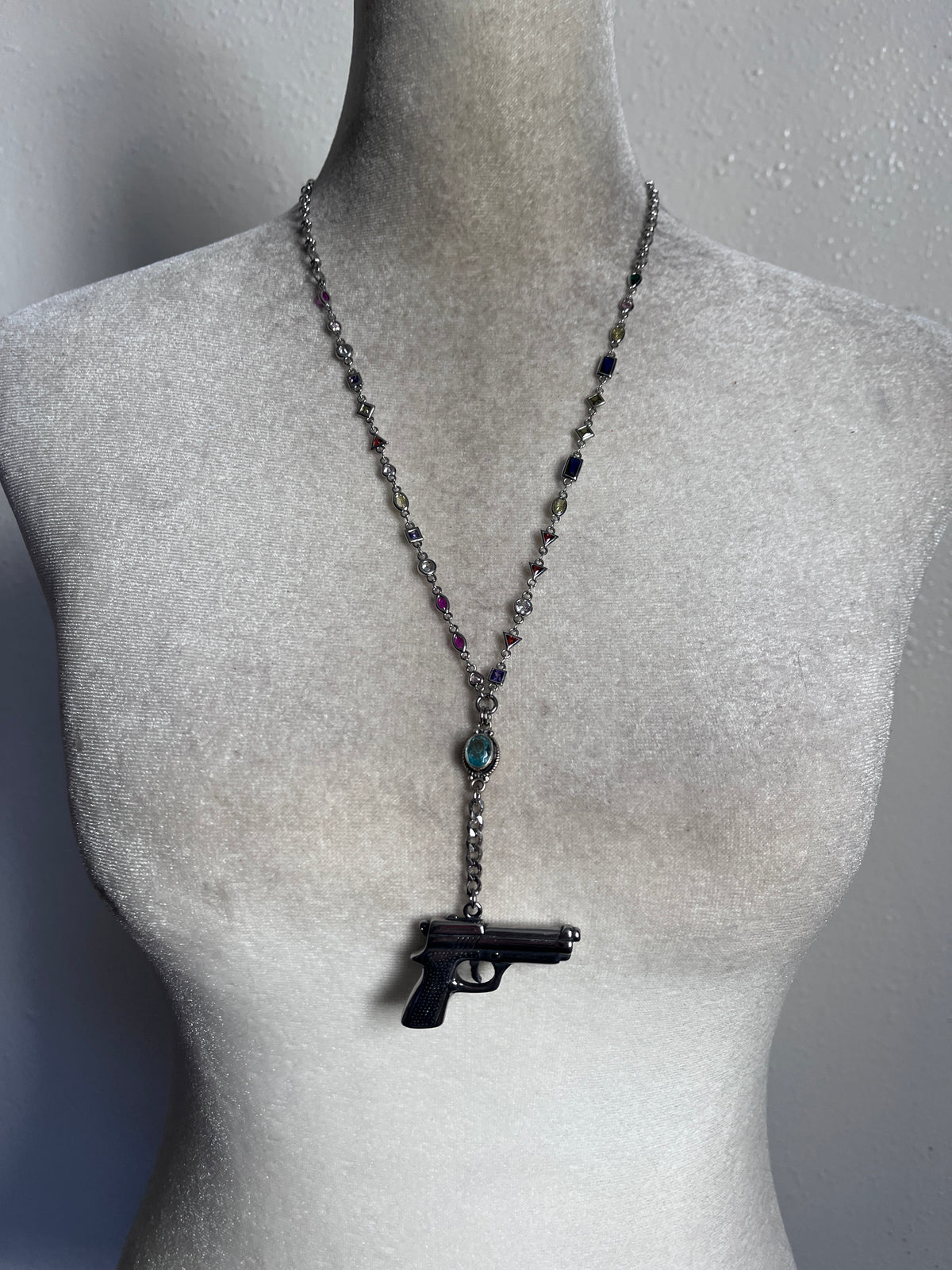 Girl is a Gun, aquamarine