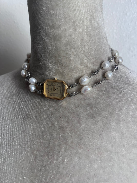 Sirens choker