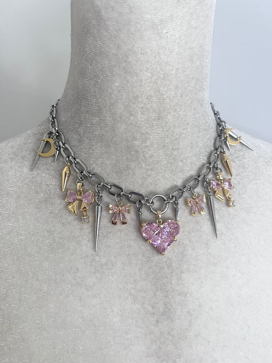 This little cutie choker