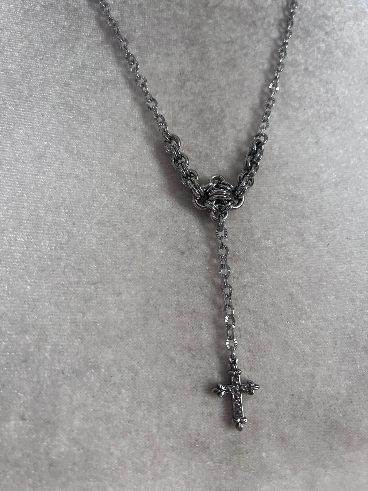 Cross Lariat
