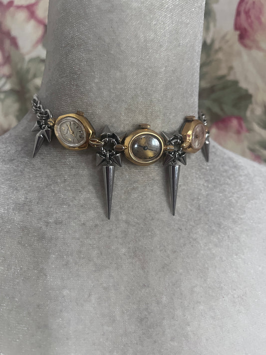 She’s spicy choker