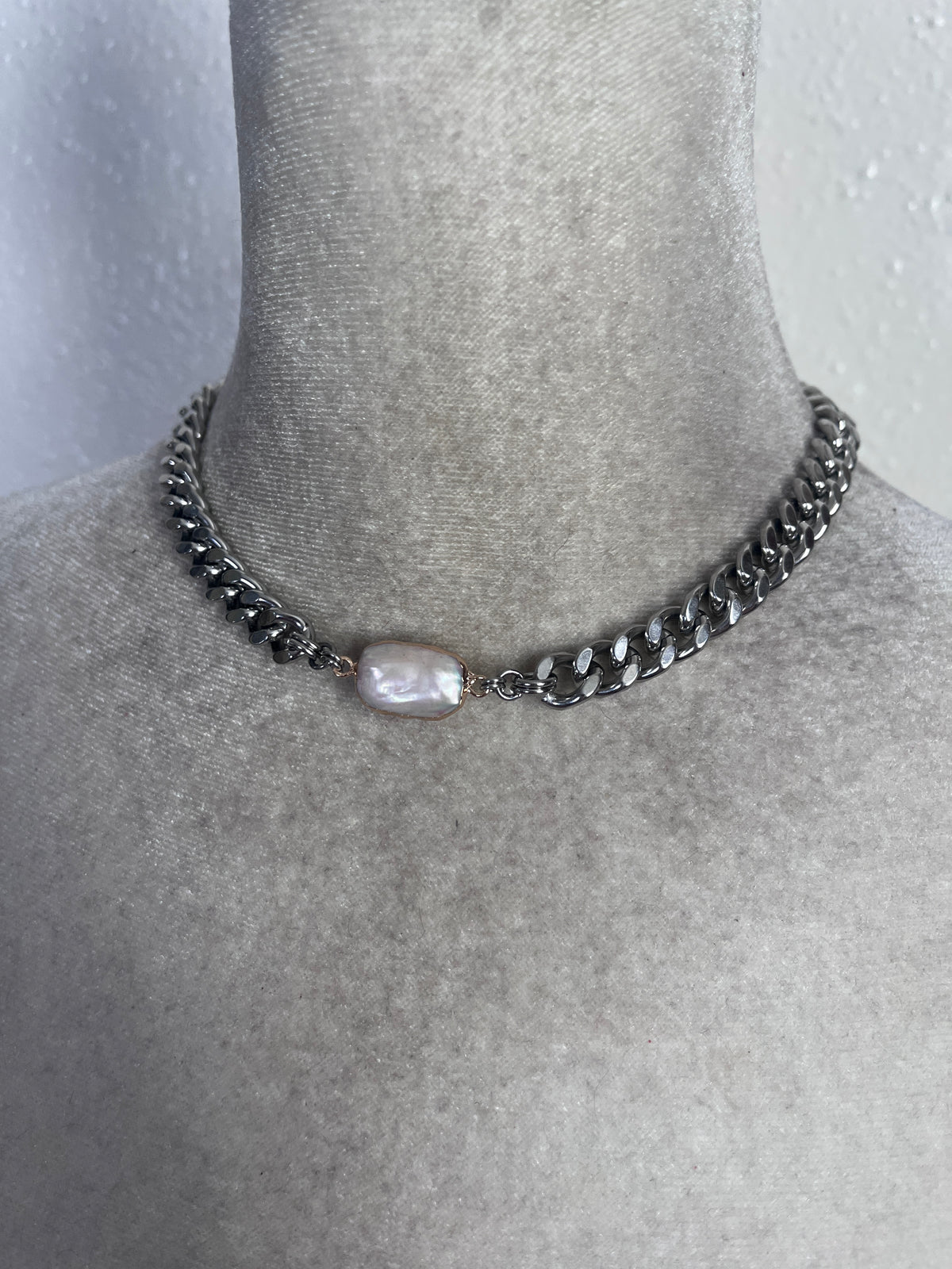Your Pearl choker