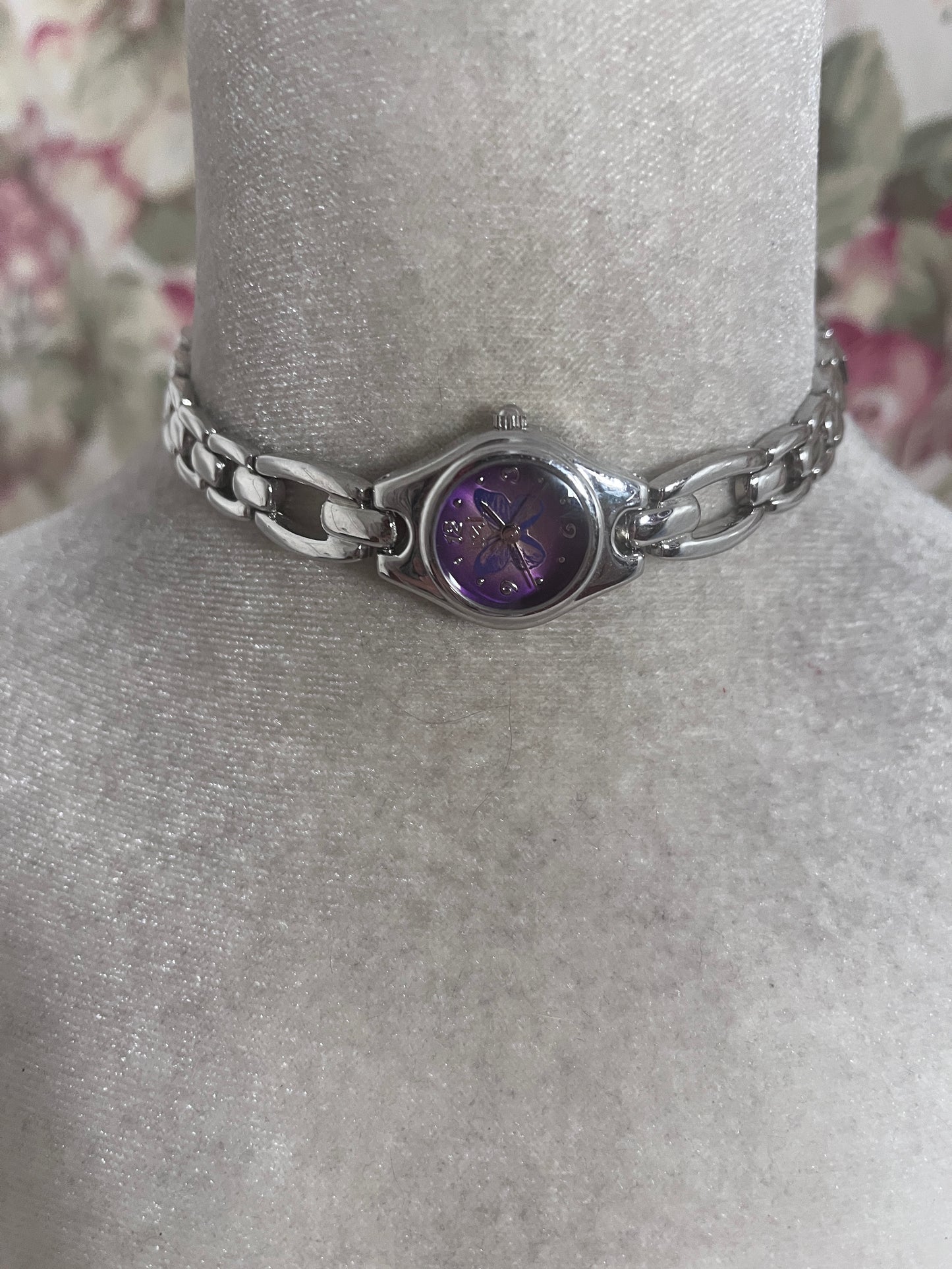 The purple butterfly choker