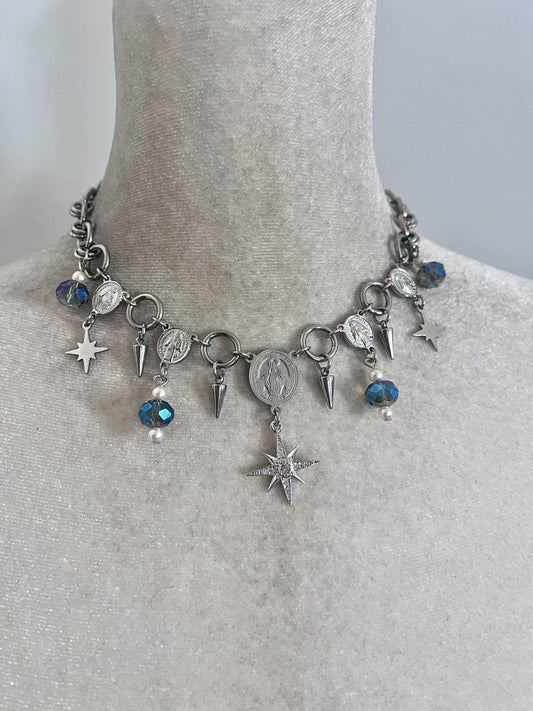 The Starie choker